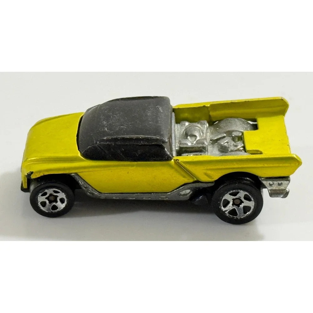 Hot Wheels Jester Diecast Car Kids 1:64 Yellow Black Roof Concept Truck 2001